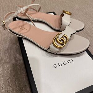 Gucci strap sandals GG